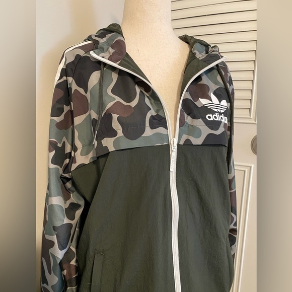 Adidas Originals Men’s Windbreaker - Picture 3 of 7